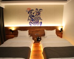 Hotel Lijiang Shuhe Travelling With (Lijiang, Kina)