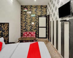 Hotelli Oyo Flagship 809285 Sunshine Homes (Kangar, Intia)