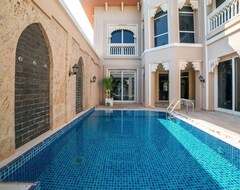 Khách sạn Bespoke Residences - Grandeur Residence (Dubai, Các tiểu vương quốc Ả Rập Thống Nhất)