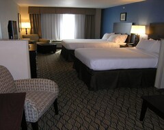 Khách sạn Holiday Inn Express & Suites Belle Vernon (Belle Vernon, Hoa Kỳ)