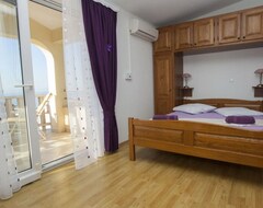 Khách sạn Villa Alma (Makarska, Croatia)