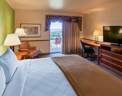 Hotel Apple Tree Inn -  SureStay Collection by Best Western (Petoskey, USA)