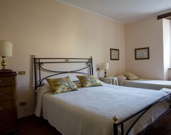 Khách sạn Albergo Villa Cristina (Spoleto, Ý)