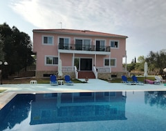 Khách sạn Ai Helis Resort (Svoronata, Hy Lạp)