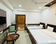 Hotel Tirth by Sonu's (Ujjain, Indien)