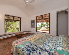 Tüm Ev/Apart Daire Beautiful And Spacious Lagoon Front Home With Great Views Of The Caribbean (Akumal, Meksika)