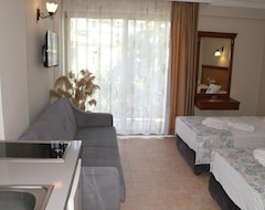 Hotel Rosy Suites (Kusadasi, Tyrkiet)