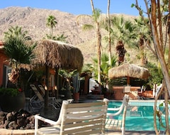 Pansiyon Coyote Inn (Palm Springs, ABD)