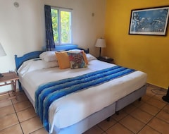 Hotel Playa Sonrisa (Majahual, Mexico)