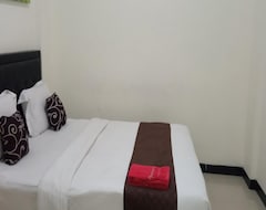 Hotel OYO 93526 Cut Nyadin Syariah (Kediri, Indonesien)