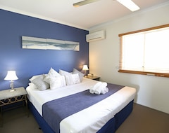 Khách sạn Cairns Beach Resort (Cairns, Úc)
