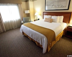 Hotelli Embassy Suites by Hilton Louisville East (Louisville, Amerikan Yhdysvallat)