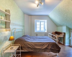 Toàn bộ căn nhà/căn hộ Vacation Home Les Chardonnets (bnv400) In Biniville - 7 Persons, 3 Bedrooms (Biniville, Pháp)