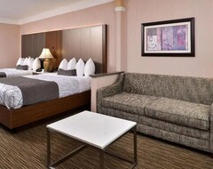 Hotelli Best Western And Suites (Aloha, Amerikan Yhdysvallat)