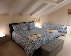 Hele huset/lejligheden Luxury, Relaxing And Bright Apartment Near The Most Beautiful Carnival Of Sicily (Giarre, Italien)
