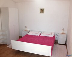 Casa/apartamento entero Studio For 3 Persons (Sisak, Croacia)