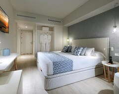 Khách sạn Palladium Hotel Menorca (Es Mercadal, Tây Ban Nha)