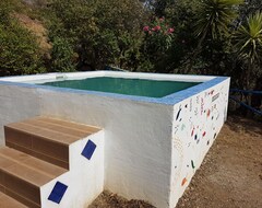Toàn bộ căn nhà/căn hộ Small House With Pool In The Olive Grove With Sea View (Iznate, Tây Ban Nha)
