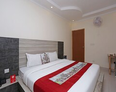 OYO 10082 Hotel Mountain View (Dehradun, India)