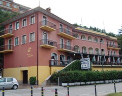 Hotelli Hotel Merano (Brenzone sul Garda, Italia)