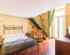 Hele huset/lejligheden Grand Classic Apartment At San Martino (Napoli, Italien)