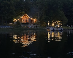 Hele huset/lejligheden Zeron`s Private Island Summer Paradise On Sage Lake With Optional Boat Rental (Lupton, USA)