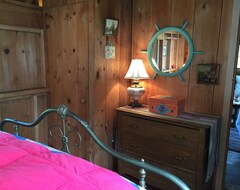 Casa/apartamento entero Secluded Saltwater Cabin Piney Home (Blue Hill, EE. UU.)