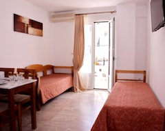 Otel Irini Apartments (Chersonissos, Yunanistan)