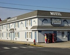Hotel Buoy 16 Motel By The Beach (Seaside Heights, USA)