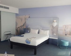 Hotel Ibis Styles Toulon Centre Port (Toulon, Francia)