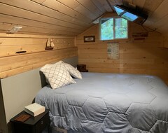 Casa/apartamento entero Woodsy Cabin Retreat - Boat Access Only (Lakeside, EE. UU.)