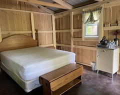 Toàn bộ căn nhà/căn hộ Private Rustic Cabin Now Open (Naples, Hoa Kỳ)