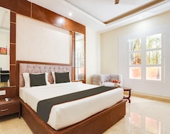 Khách sạn Collection O Hotel Omni Bliss (Zirakpur, Ấn Độ)