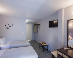 Otel Tellis Holiday Rooms (Moraitika, Yunanistan)