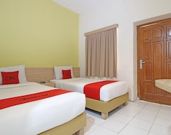 Khách sạn Reddoorz Plus @ Slamet Riyadi (Surakarta, Indonesia)