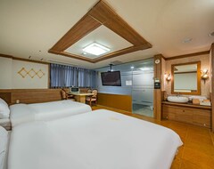 Khách sạn Bugok Spadium Hotel (Changnyeong, Hàn Quốc)