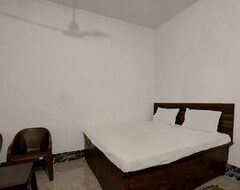 Khách sạn Oyo 81543 Sweet Dreams (Muradabad, Ấn Độ)