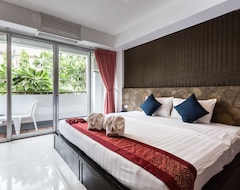 Hotel 7Q Resident (Patong Beach, Thailand)