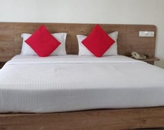 Khách sạn Capital O 45382 Akshar Inn By Jash Hotel (Jamnagar, Ấn Độ)