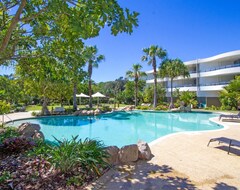 Hele huset/lejligheden Cotton Beach 97 - Luxurious Mid Floor Apartment (Causarina, Australien)