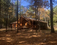 Hele huset/lejligheden Brand New Private Full Log Home, 5 Minutes From Town (Plattsburgh, USA)