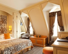 Khách sạn Au Manoir Saint Germain (Paris, Pháp)