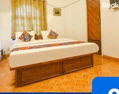Hotel Fabexpress Royal Villa Baga (Calangute, Indien)