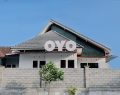 Hotel OYO 973 Simpang Alun-alun Residence (Malang, Indonesia)