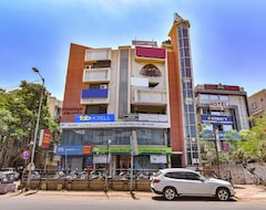 Khách sạn Fabhotel Max Inn (Ahmedabad, Ấn Độ)