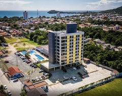 Otel The Best Structure In The Region With Complete Leisure In Front Of The Beto Carrero Park (Penha, Brezilya)
