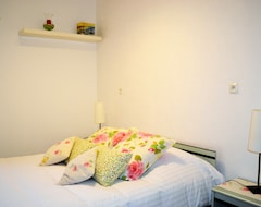 Bed & Breakfast Chambre Avec Piscine Privee Et Spa (Saint-Martin-l'Hortier, Pháp)