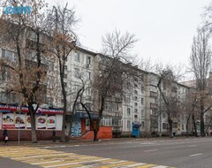 Toàn bộ căn nhà/căn hộ Two Bedroom Apartment In The Heart Of Almaty (Almaty, Kazakhstan)