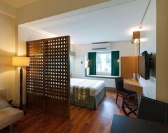 Khách sạn Microtel By Wyndham South Forbes (Biñan, Philippines)