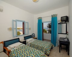Hotel Psarou Beach (Psarou, Greece)